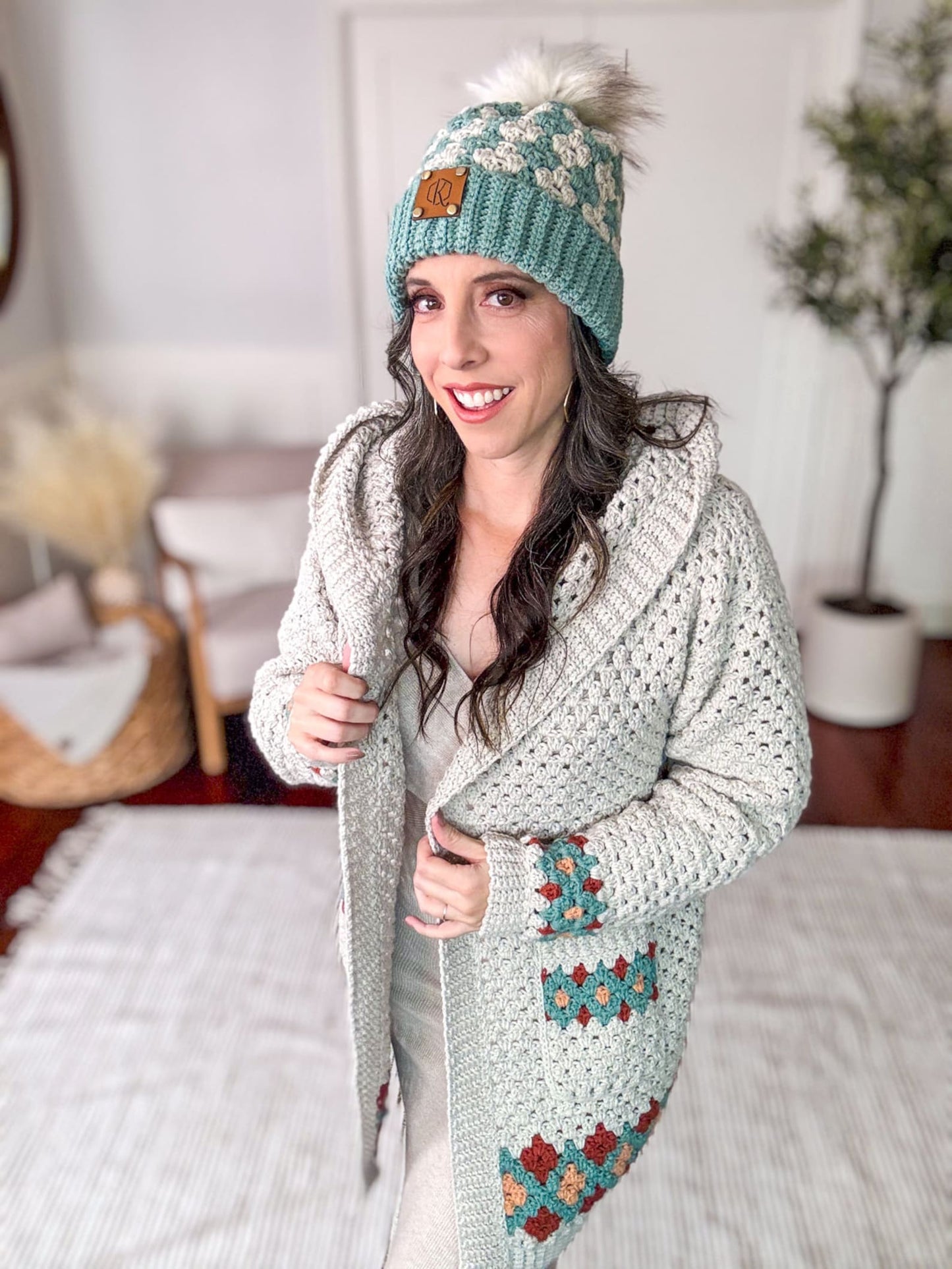 Cute Beanie Pompoms Crochet Pattern