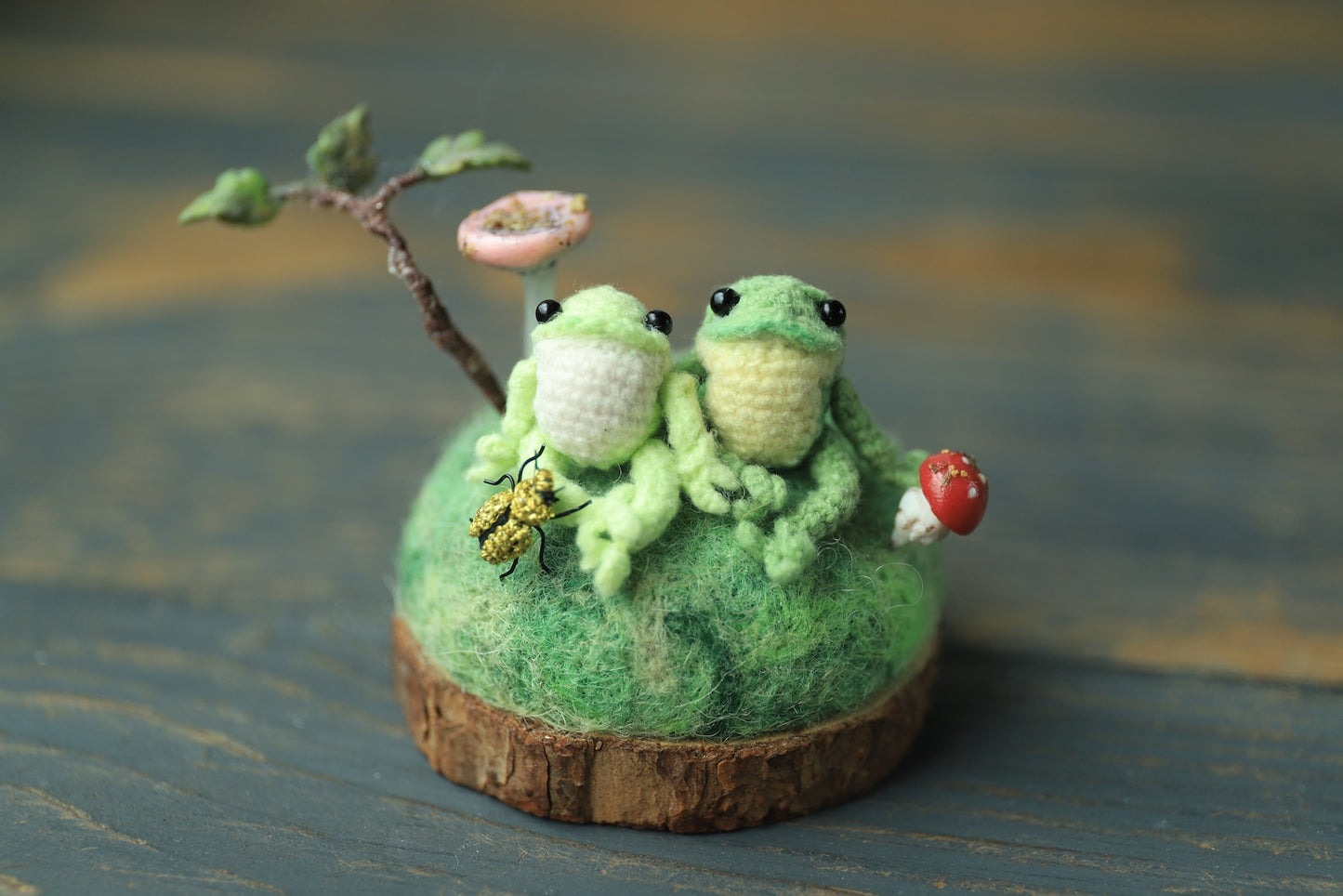 Miniature Frog Crochet Pattern